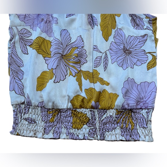 Monteau Halter Smocked Sleeveless Floral Blouse NWOT - Picture 6 of 10